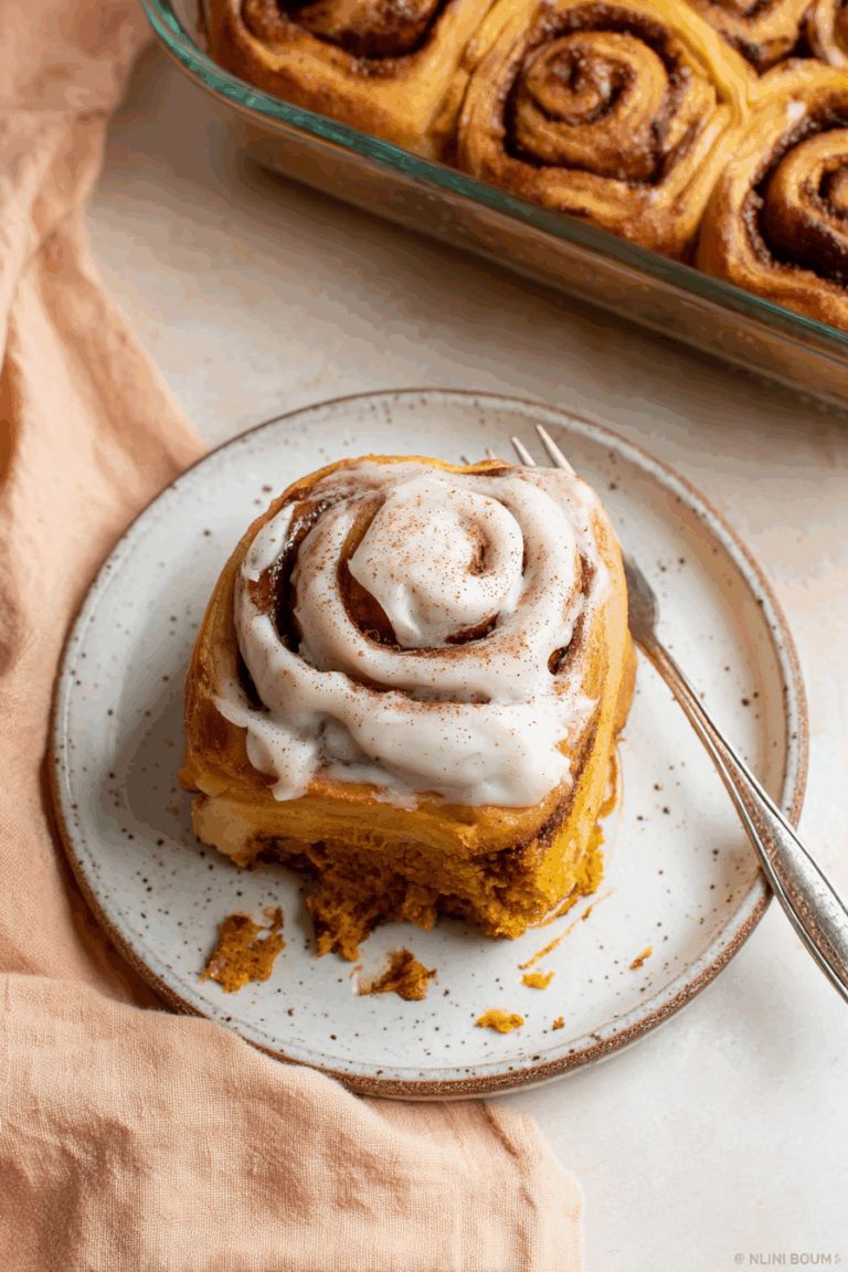 Pumpkin Cinnamon Rolls 4